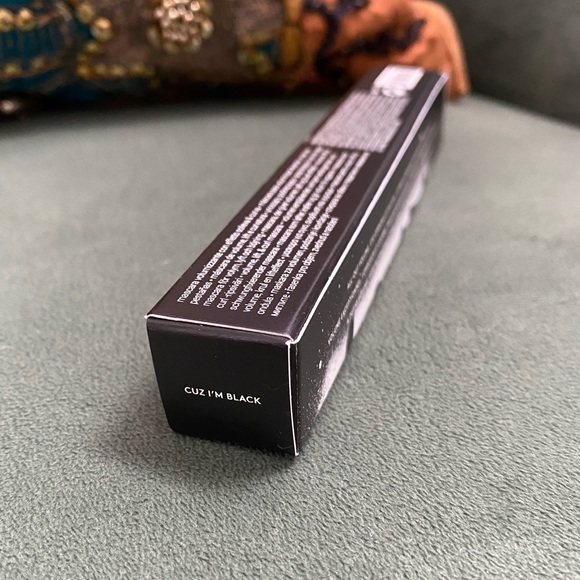 Fenty Beauty Full Frontal Volume Mascara - Picture 4 of 5